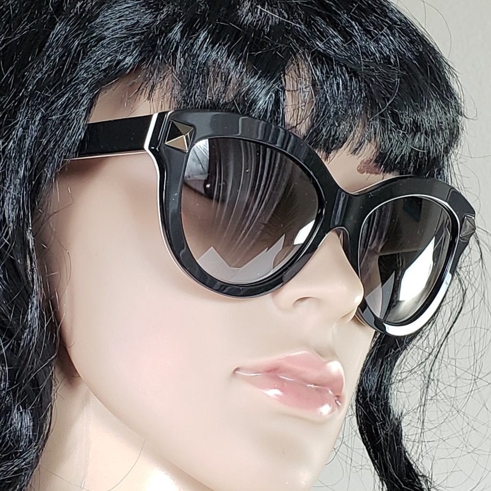 Valentino Women's Cat-Eye Sunglasses V695s, 56mm - Picture 2 of 8